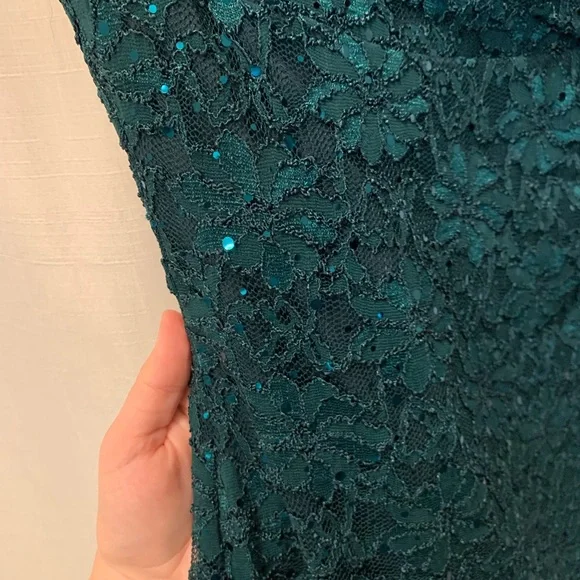 Scoop Neck Dress - Picture 4 of 4